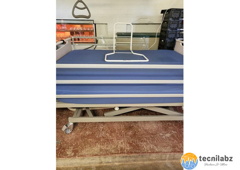 Lit de soins électrique DUO DIVISYS 160cm - 3/4