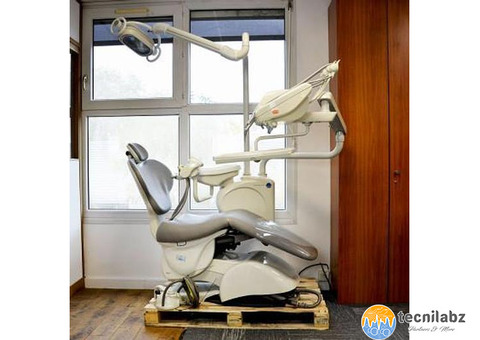 Castellini Dental Chair Model Dama Ambidex - 1/4